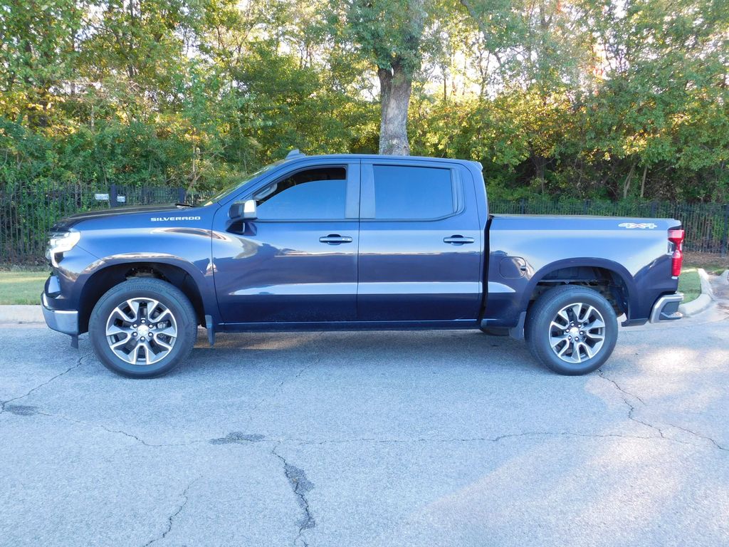Thumbnail: 2022 Chevrolet Silverado 1500 - 2