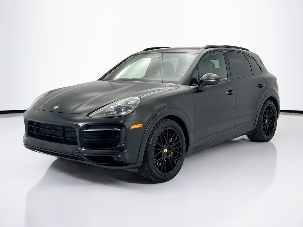 Thumbnail: 2021 Porsche Cayenne - 1