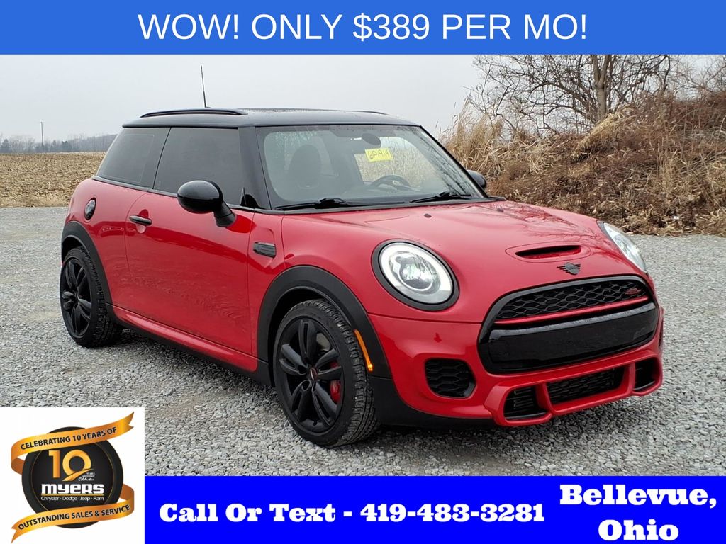 MINI Cooper John Cooper Works 2-Door Hatchback FWD