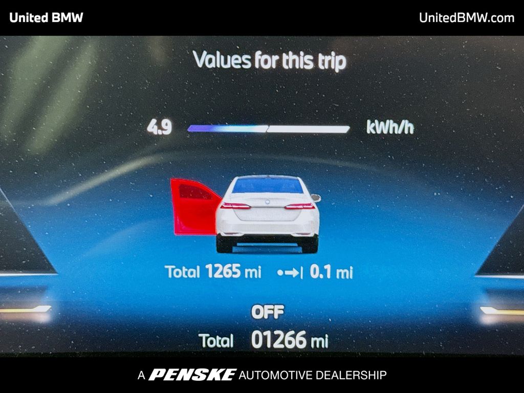 Thumbnail: 2025 BMW i5 - 7