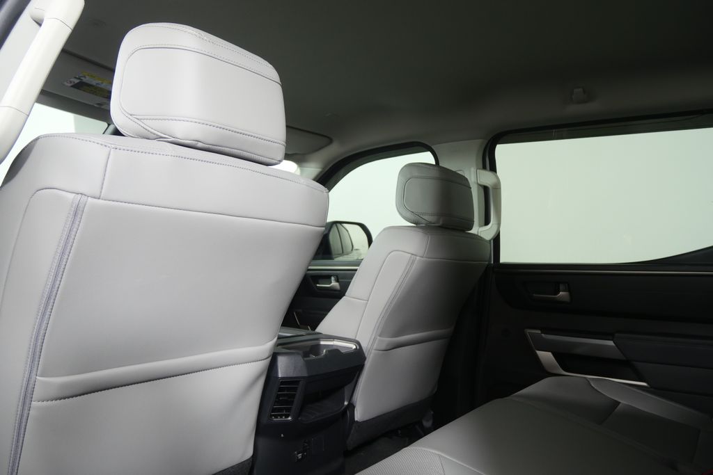 Thumbnail: 2024 Toyota Tundra - 17