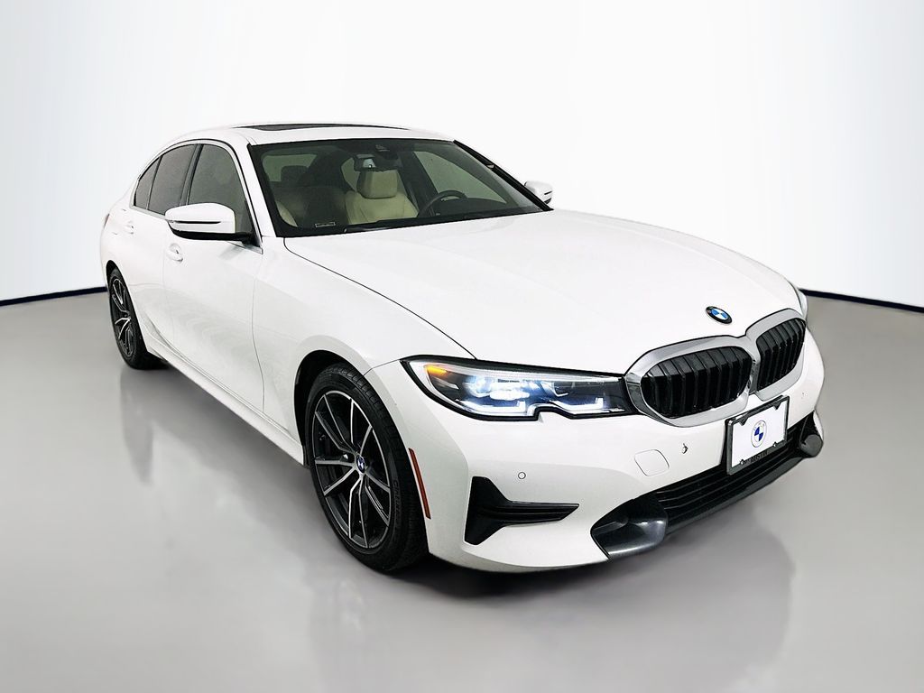 Thumbnail: 2021 BMW 3 Series - 3