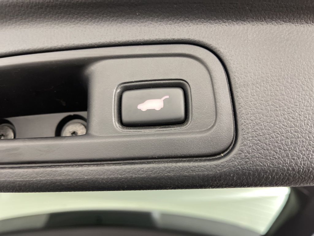 Thumbnail: 2020 Honda Pilot - 25