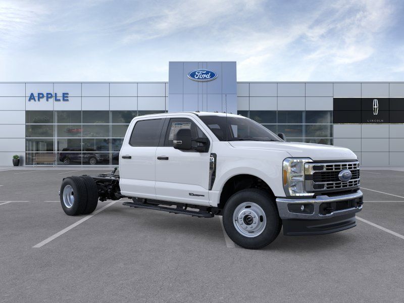 2026 Ford F-350 Chassis XL