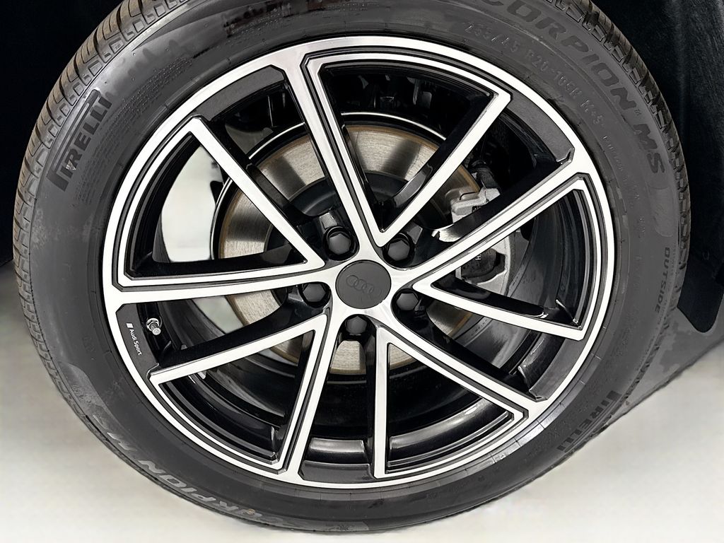Thumbnail: 2026 Audi Q5 - 32