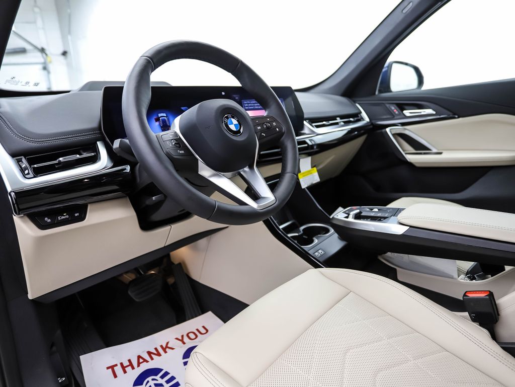 2025 BMW X1 xDrive28i 10