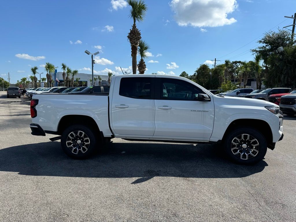 2024 Chevrolet Colorado LT 9