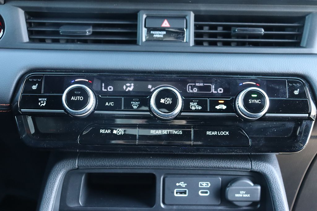 2025 Honda Pilot TrailSport 26