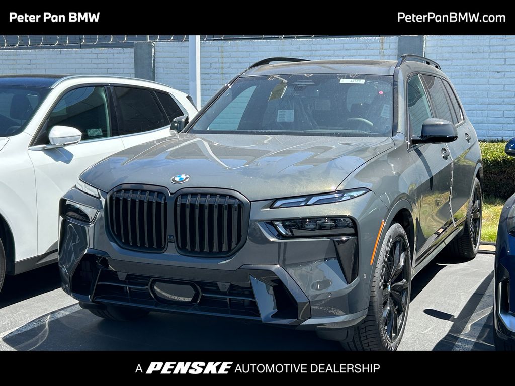 2026 BMW X7 xDrive40i Hero Image