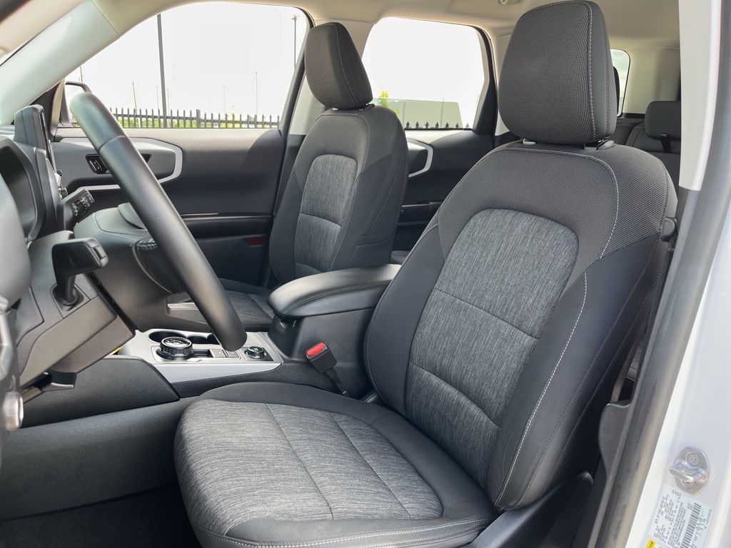 Thumbnail: 2021 Ford Bronco Sport - 29