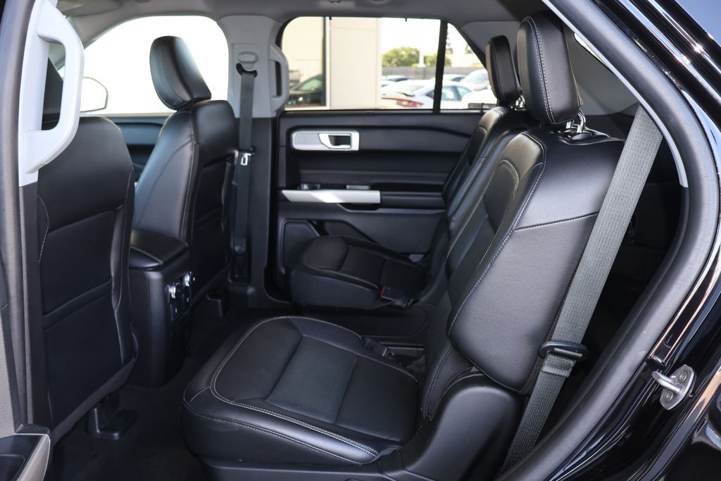 2022 Ford Explorer Limited 24