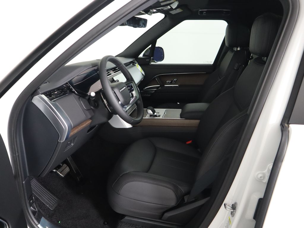 Thumbnail: 2025 Land Rover Range Rover - 20