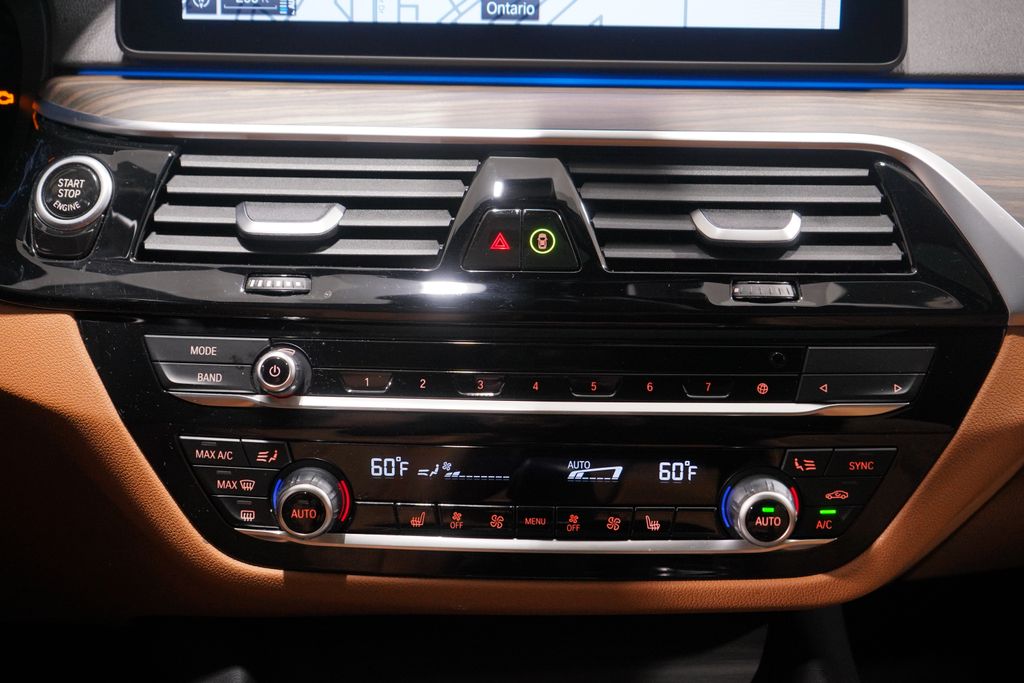 Thumbnail: 2023 BMW 5 Series - 13