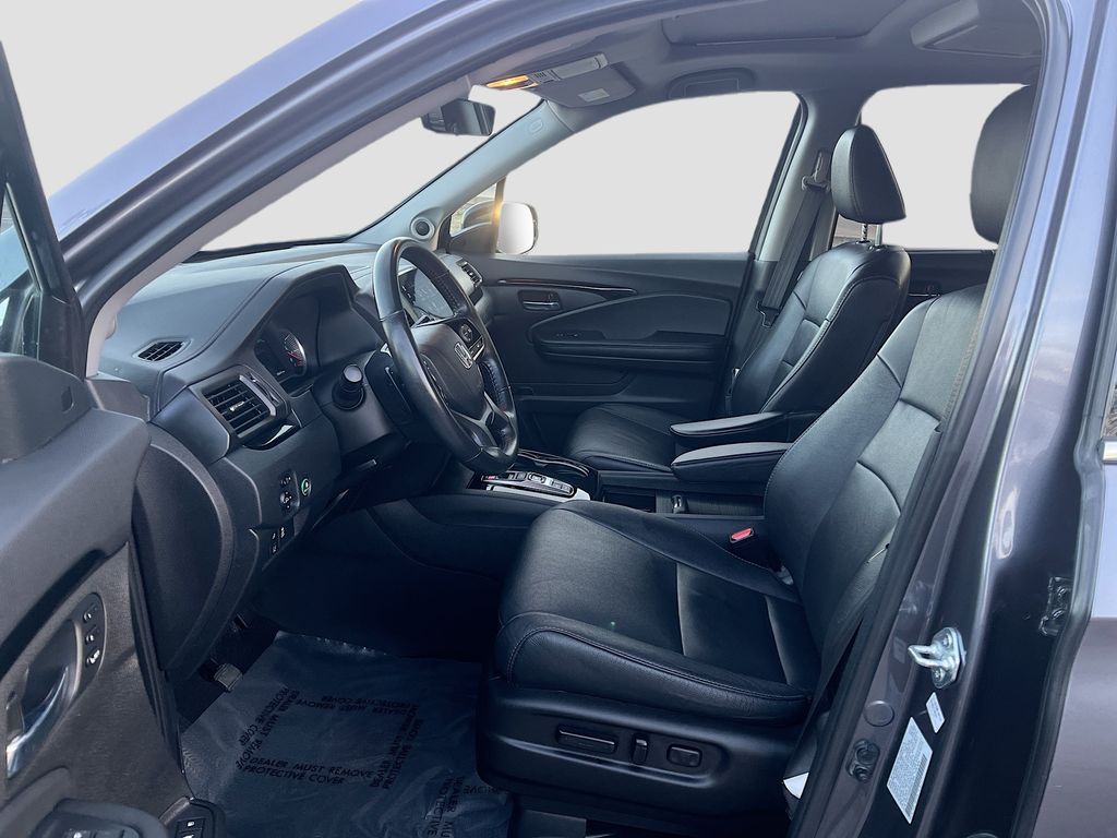 Used 2022 Gray Honda Touring image 22