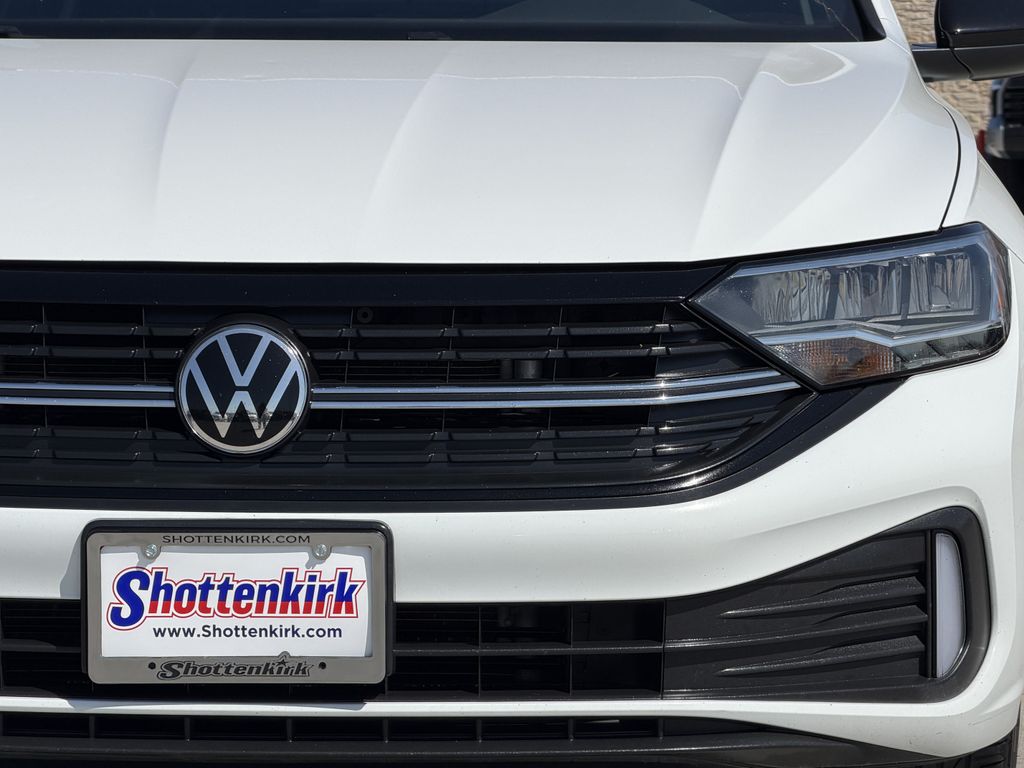 Used 2023 Volkswagen Jetta Sedan