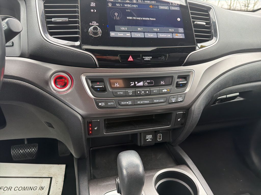 Thumbnail: 2019 Honda Pilot - 16