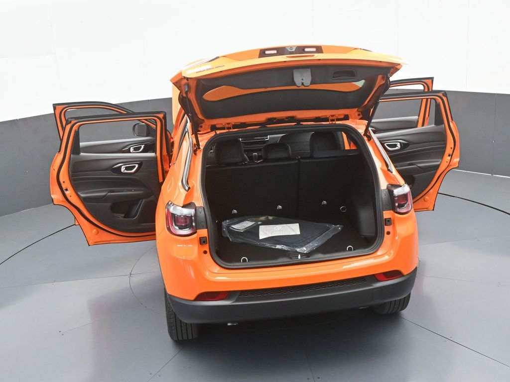 New 2026 Joose Jeep Latitude image 60