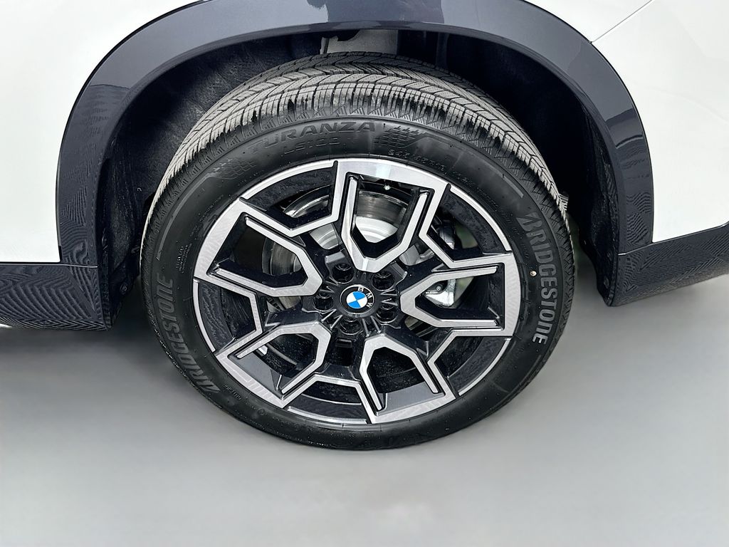 2025 BMW X1 xDrive28i 23