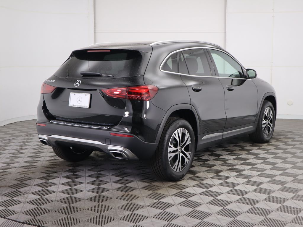 Thumbnail: 2025 Mercedes-Benz GLA - 5