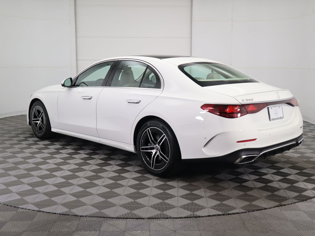 Thumbnail: 2025 Mercedes-Benz E-Class - 7