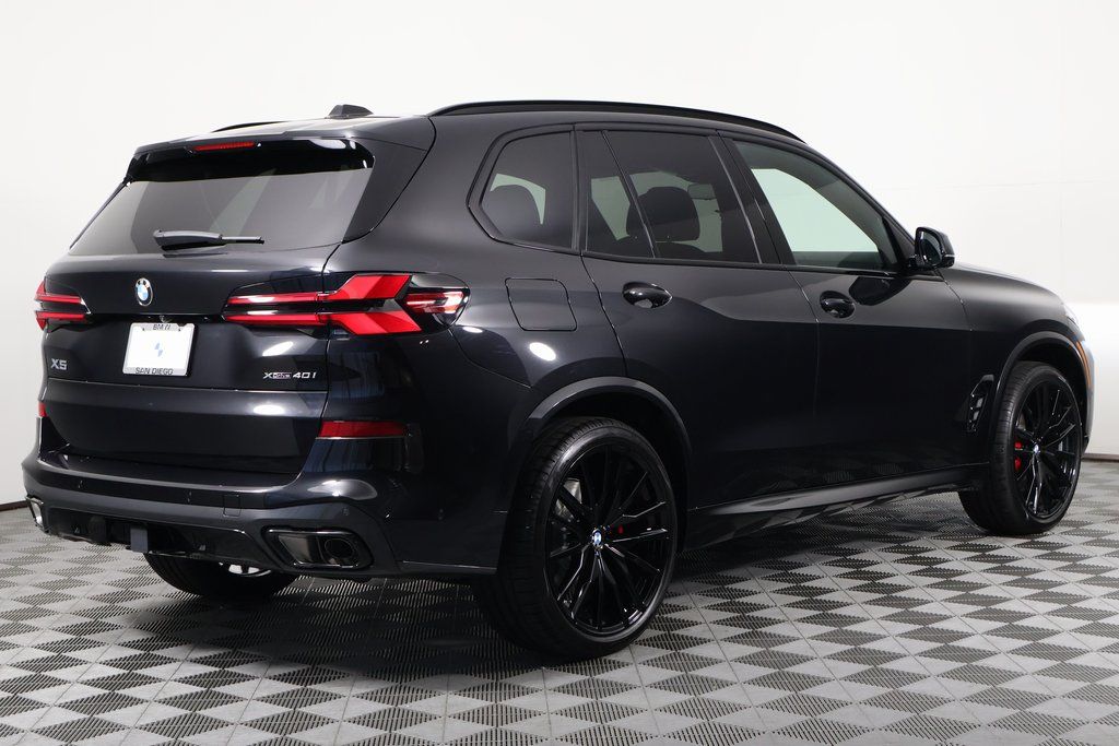 Thumbnail: 2026 BMW X5 - 2