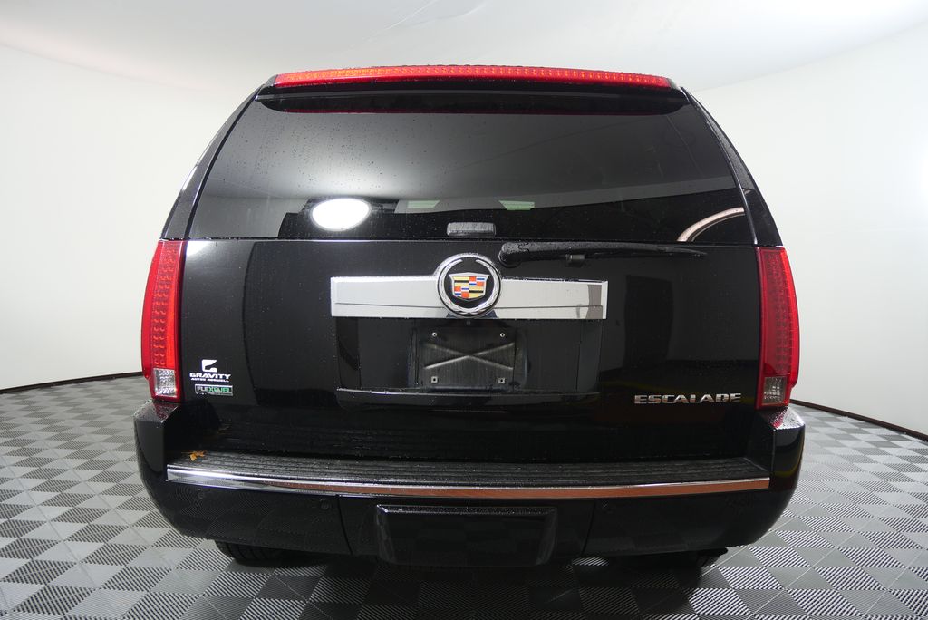 Thumbnail: 2010 Cadillac Escalade - 4