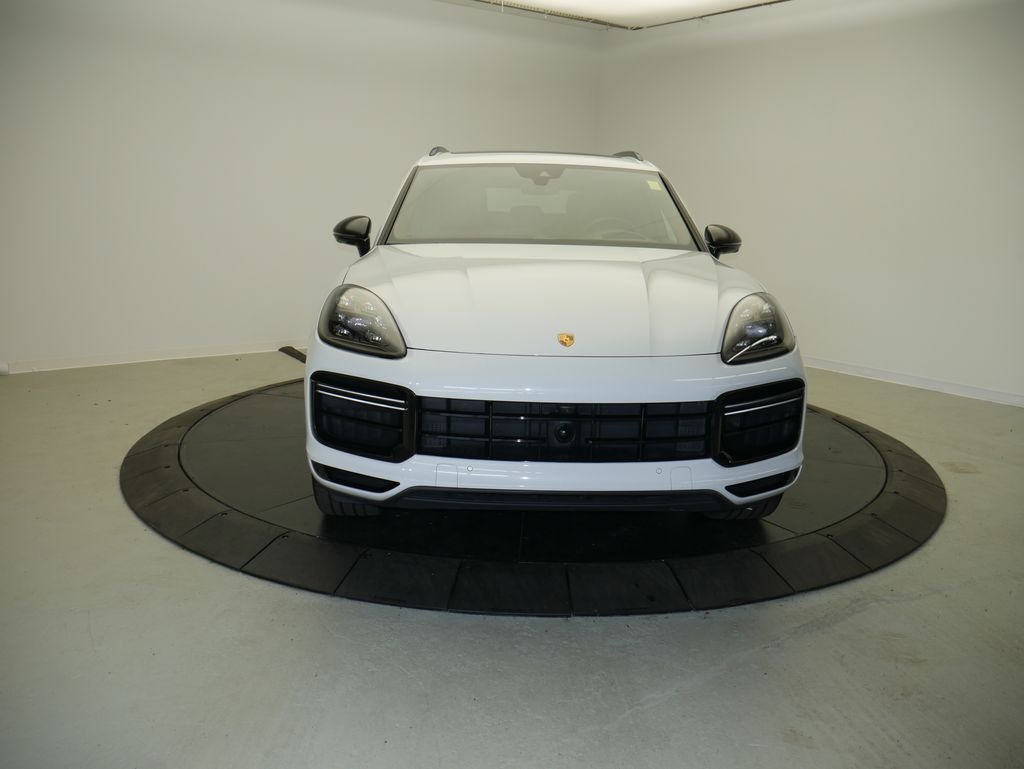 Thumbnail: 2023 Porsche Cayenne - 10