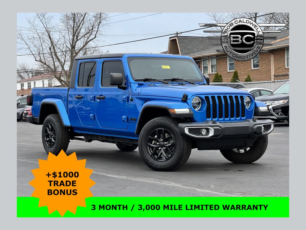 Hydro Blue Pearlcoat 2022 Jeep Gladiator Sport Crew Cab 4WD Pickup Truck Four-Wheel Drive 8-Speed Automatic