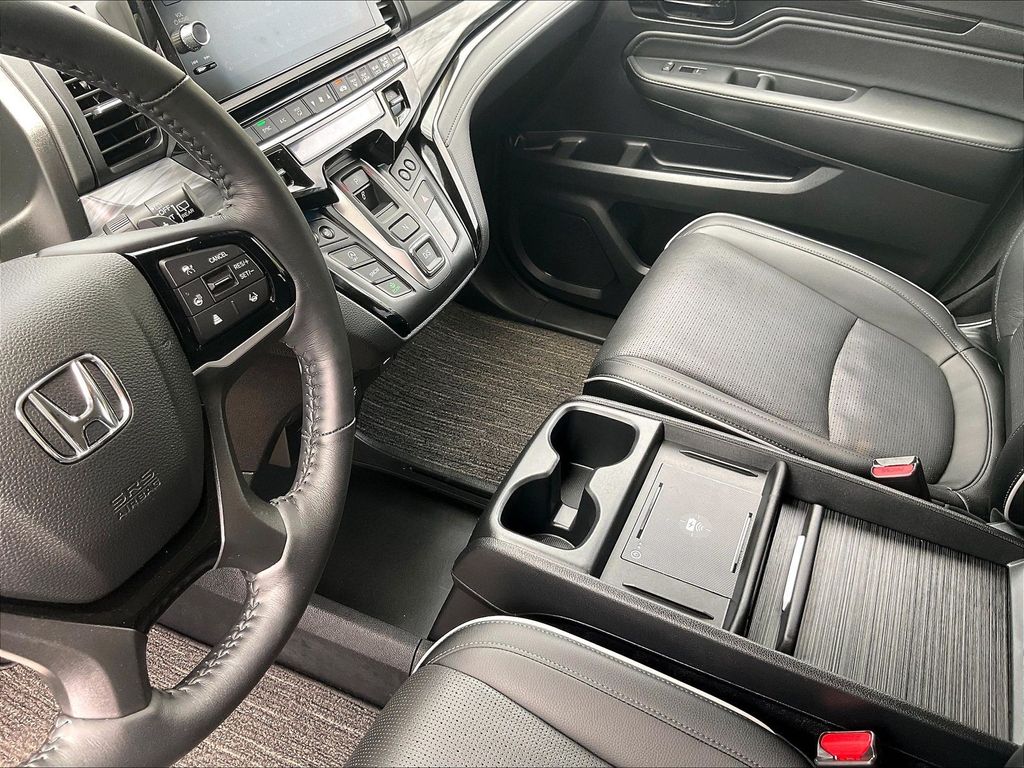 2025 Honda Odyssey — photo 21