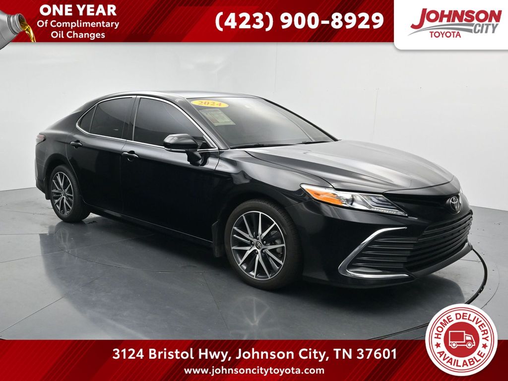 Midnight Black Metallic 2024 Toyota Camry Sedan Front-Wheel Drive 8-Speed Automatic