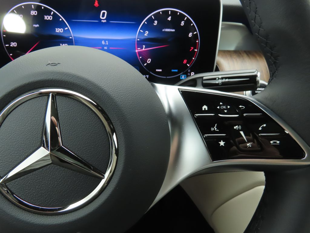 Thumbnail: 2026 Mercedes-Benz GLC - 12