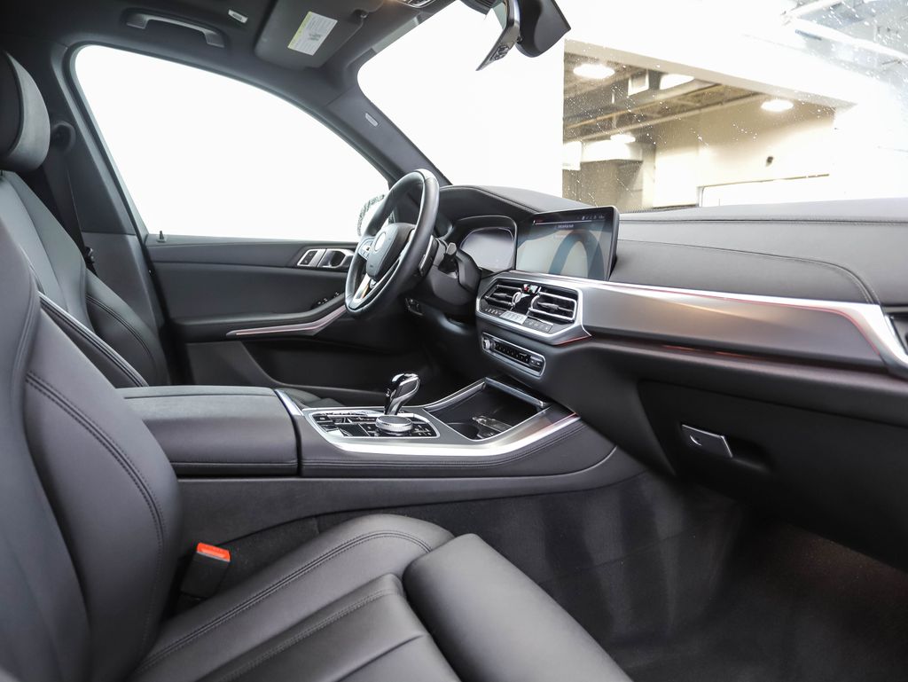 2022 BMW X5 xDrive40i 30