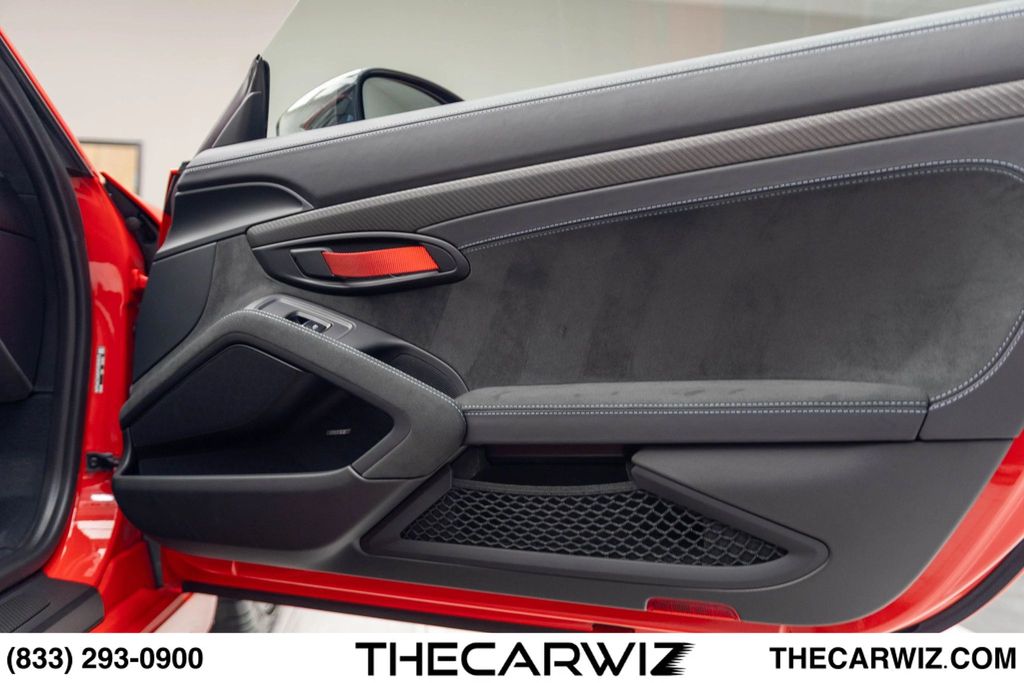 2023 Porsche 718 Cayman