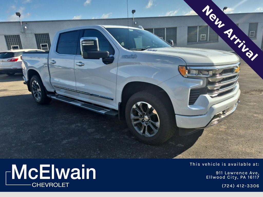 Polar White Tricoat 2026 Chevrolet Silverado 1500 High Country Crew Cab 4WD Pickup Truck Four-Wheel Drive Automatic