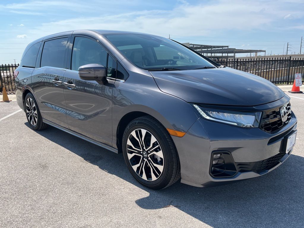 Thumbnail: 2025 Honda Odyssey - 3