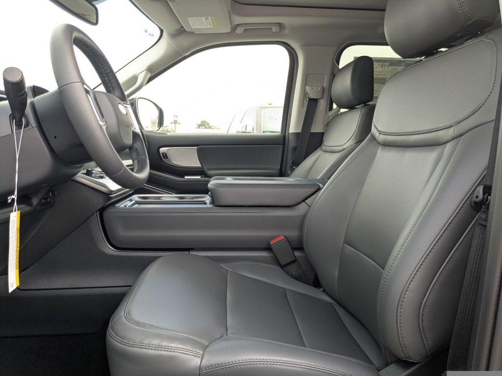 2026 Ford Expedition Max Active MAX