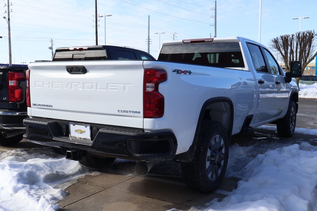 Thumbnail: 2026 Chevrolet Silverado 2500 - 7