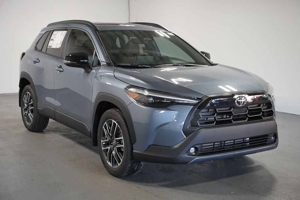 Thumbnail: 2026 Toyota Corolla Cross - 3