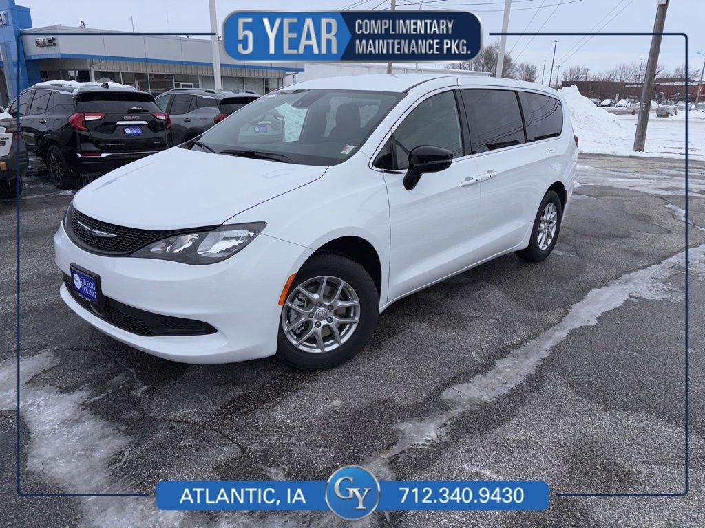 2026 Chrysler Voyager LX FWD