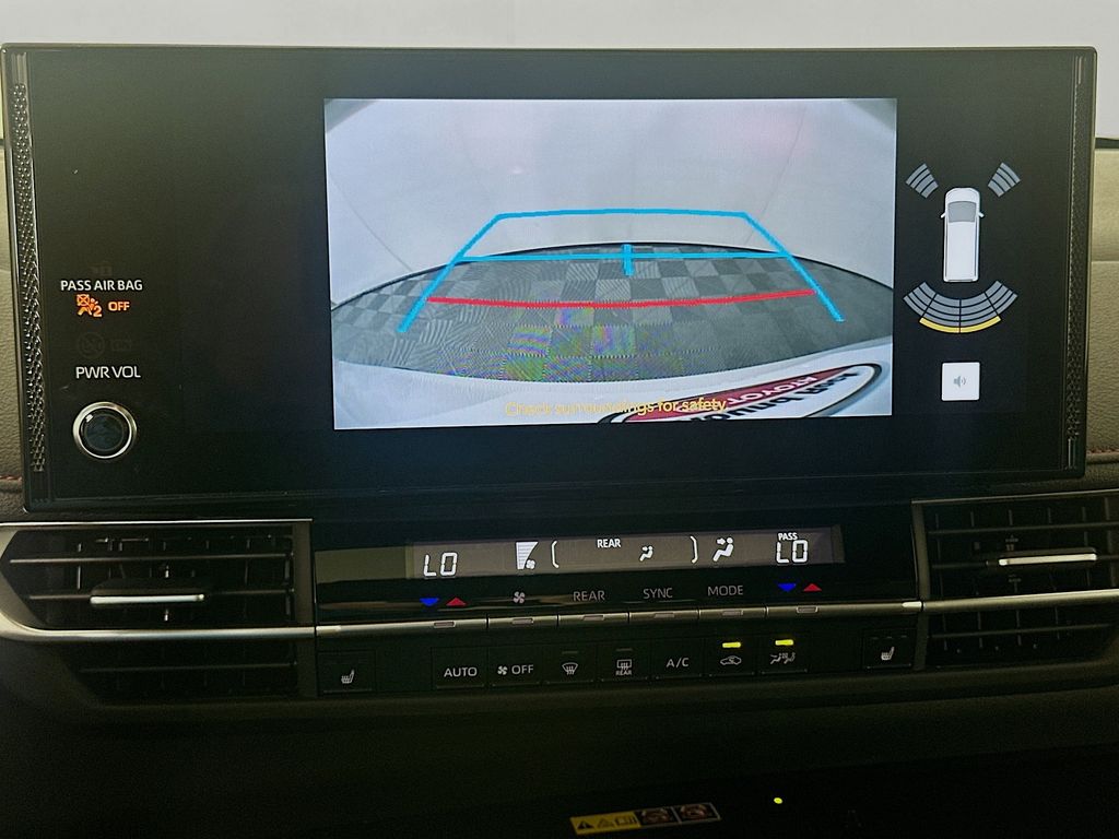 Thumbnail: 2026 Toyota Sienna - 14
