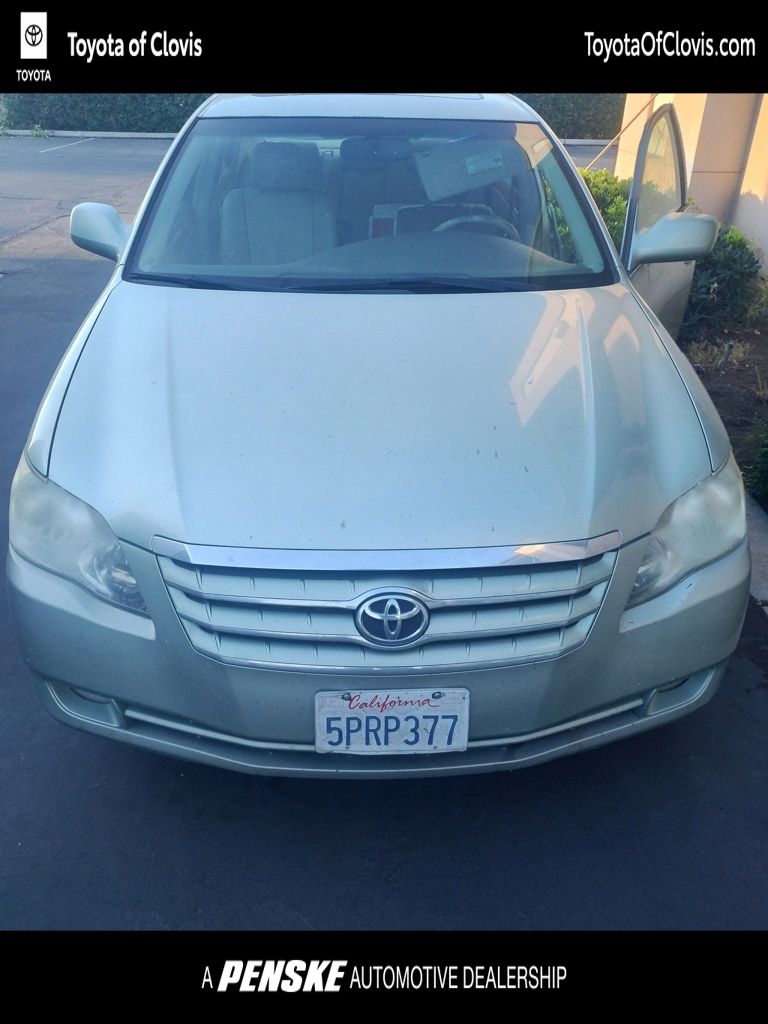 2005 Toyota Avalon XLS -
                  Clovis, CA