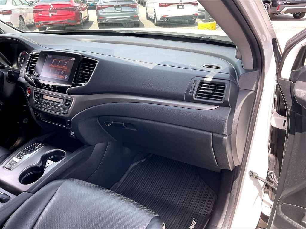 2022 Honda Ridgeline — photo 12