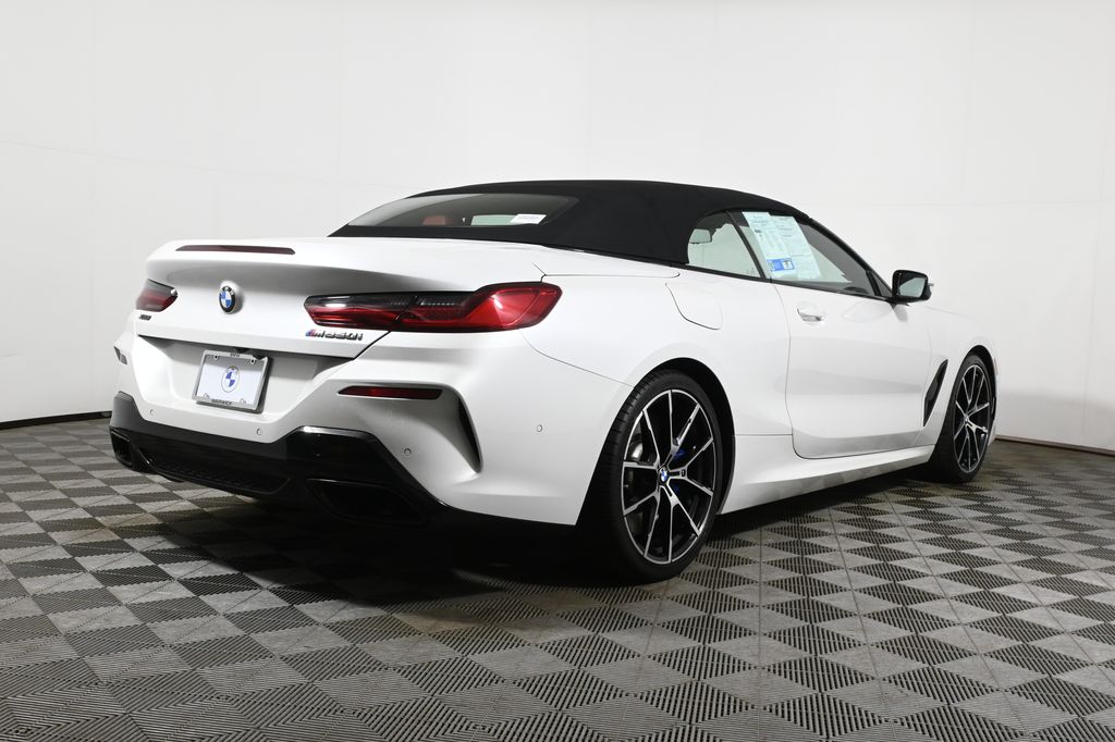 Thumbnail: 2019 BMW 8 Series - 8