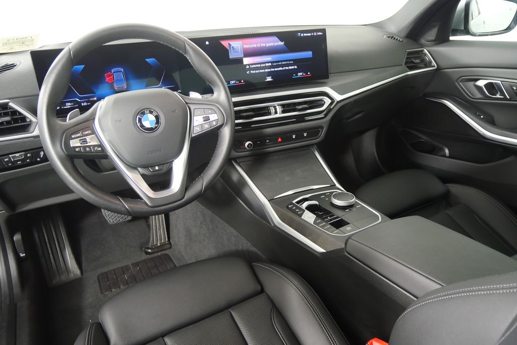 Thumbnail: 2024 BMW 3 Series - 17