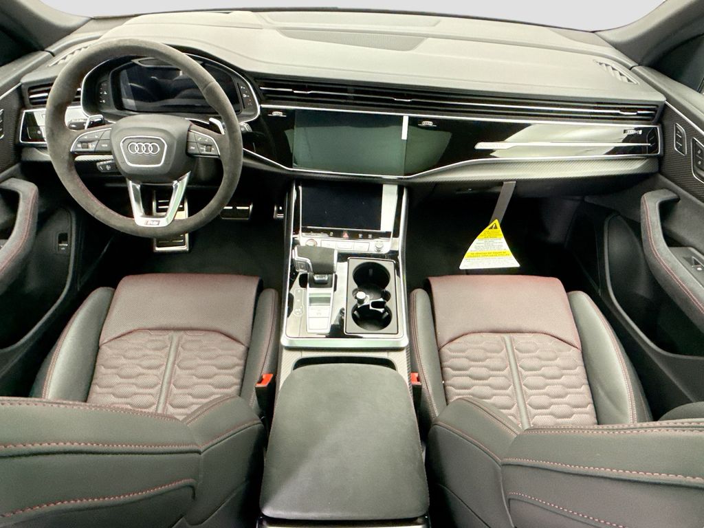 Thumbnail: 2026 Audi RS Q8 - 14