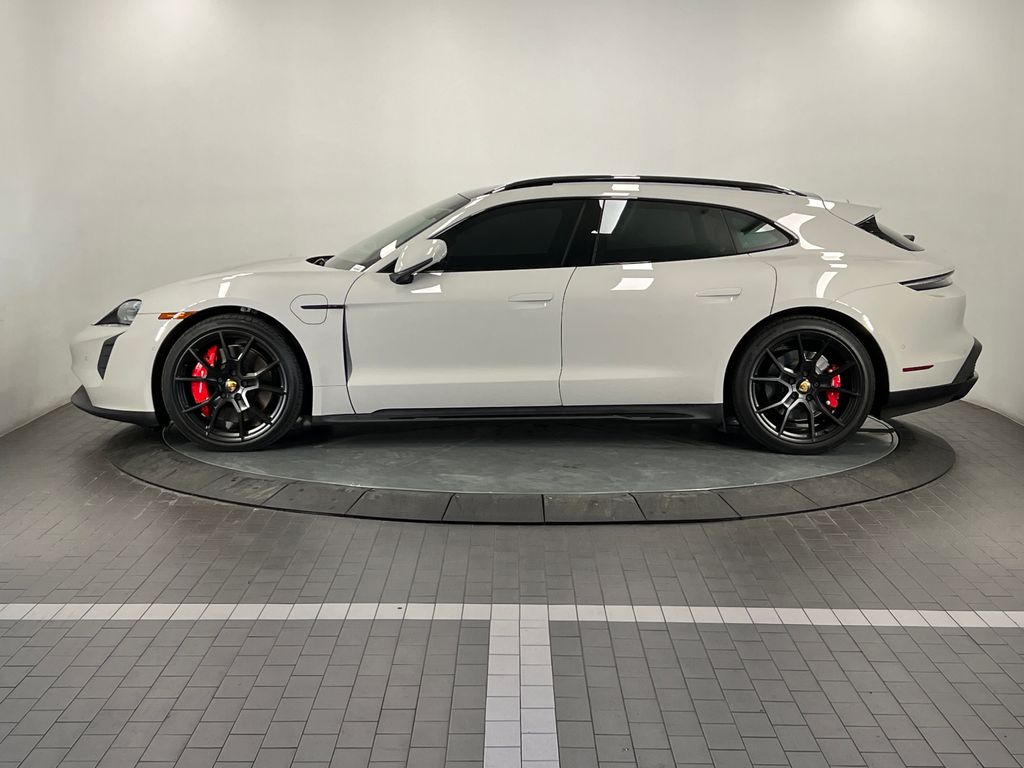 Thumbnail: 2024 Porsche Taycan - 2