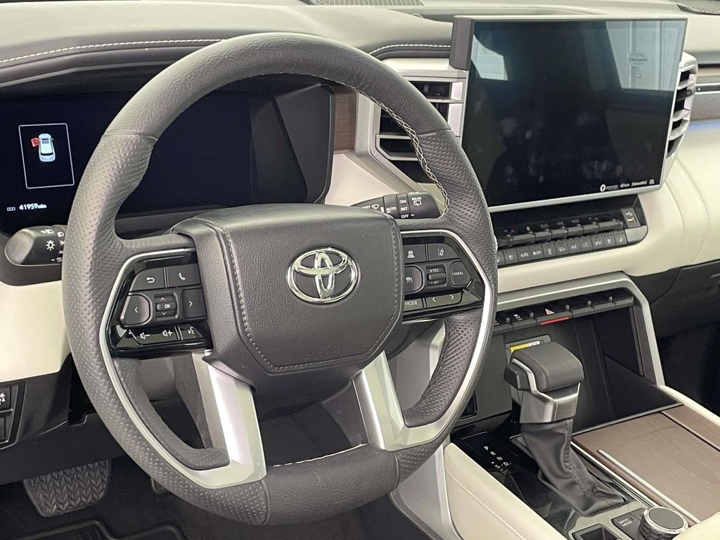 2023 Toyota Sequoia Capstone - 3