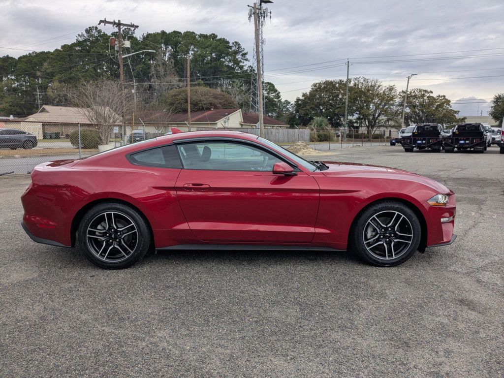 2021 Ford Mustang EcoBoost Fastback
