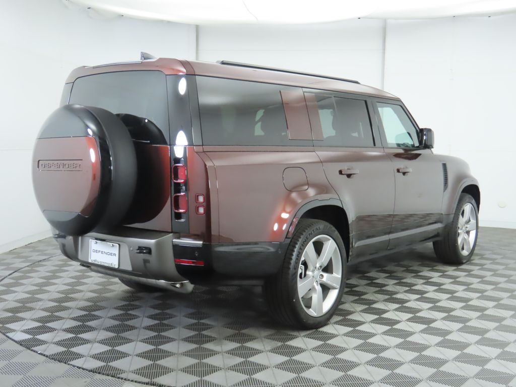 Thumbnail: 2025 Land Rover Defender - 5