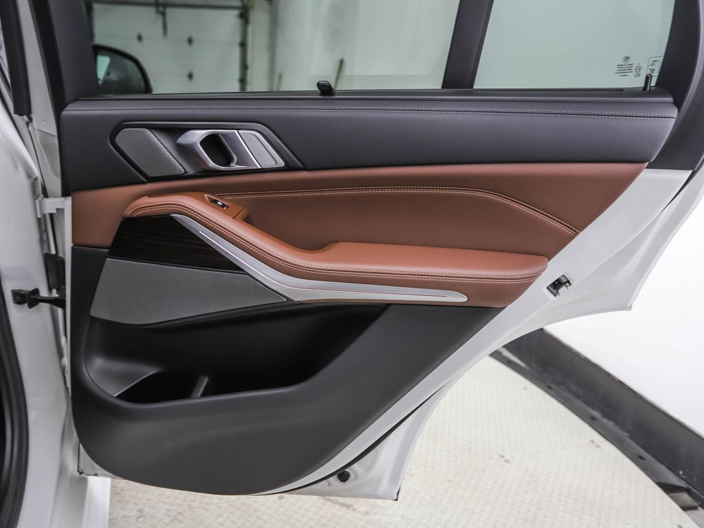 Thumbnail: 2023 BMW X5 - 25